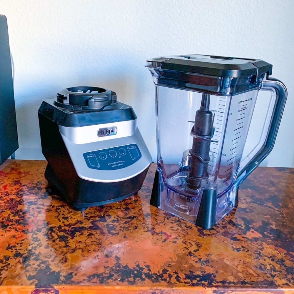 Ninja Professional 1000Watt Blender